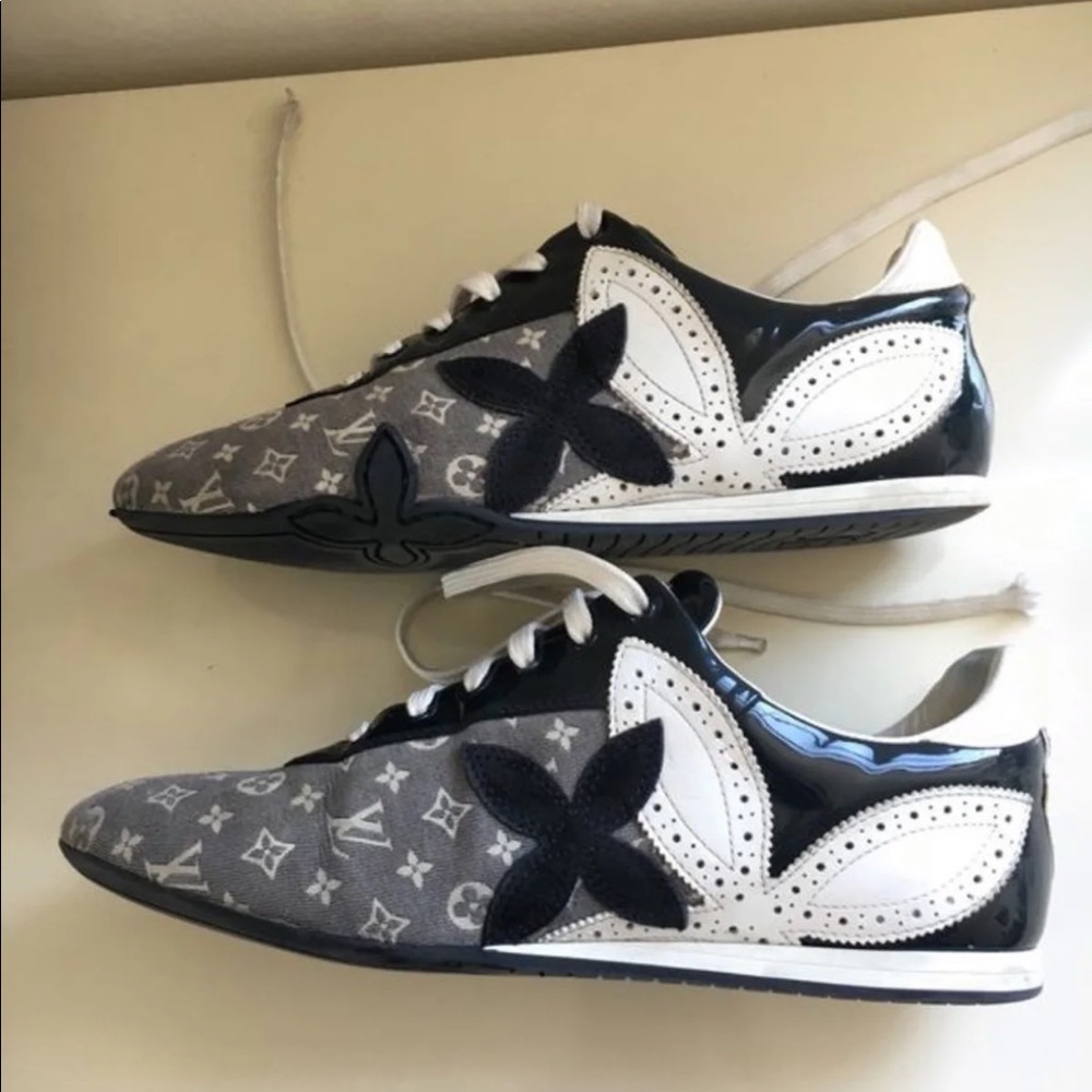 Louis Vuitton shoe size 7 - Picture 2 of 2